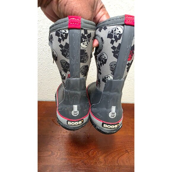 Bogs Kids Classic Skulls Boots US 9 Waterproof Insulated Gray Red - Picture 5 of 6